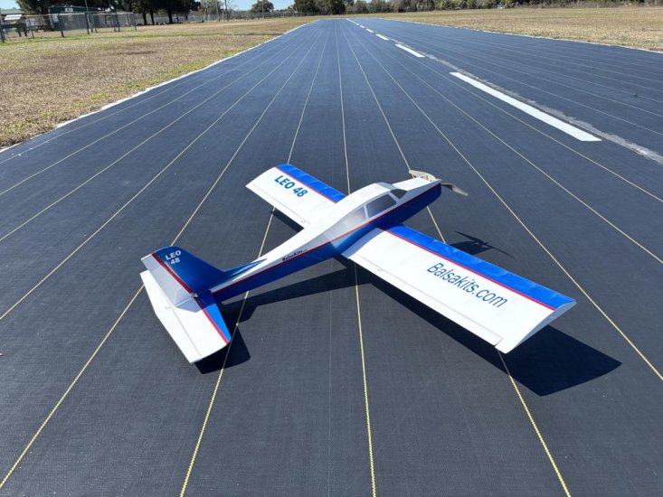 LEO 48 Low Wing